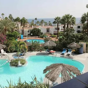 Con Piscina Climatizada Y Vista Al Mar Apartamento